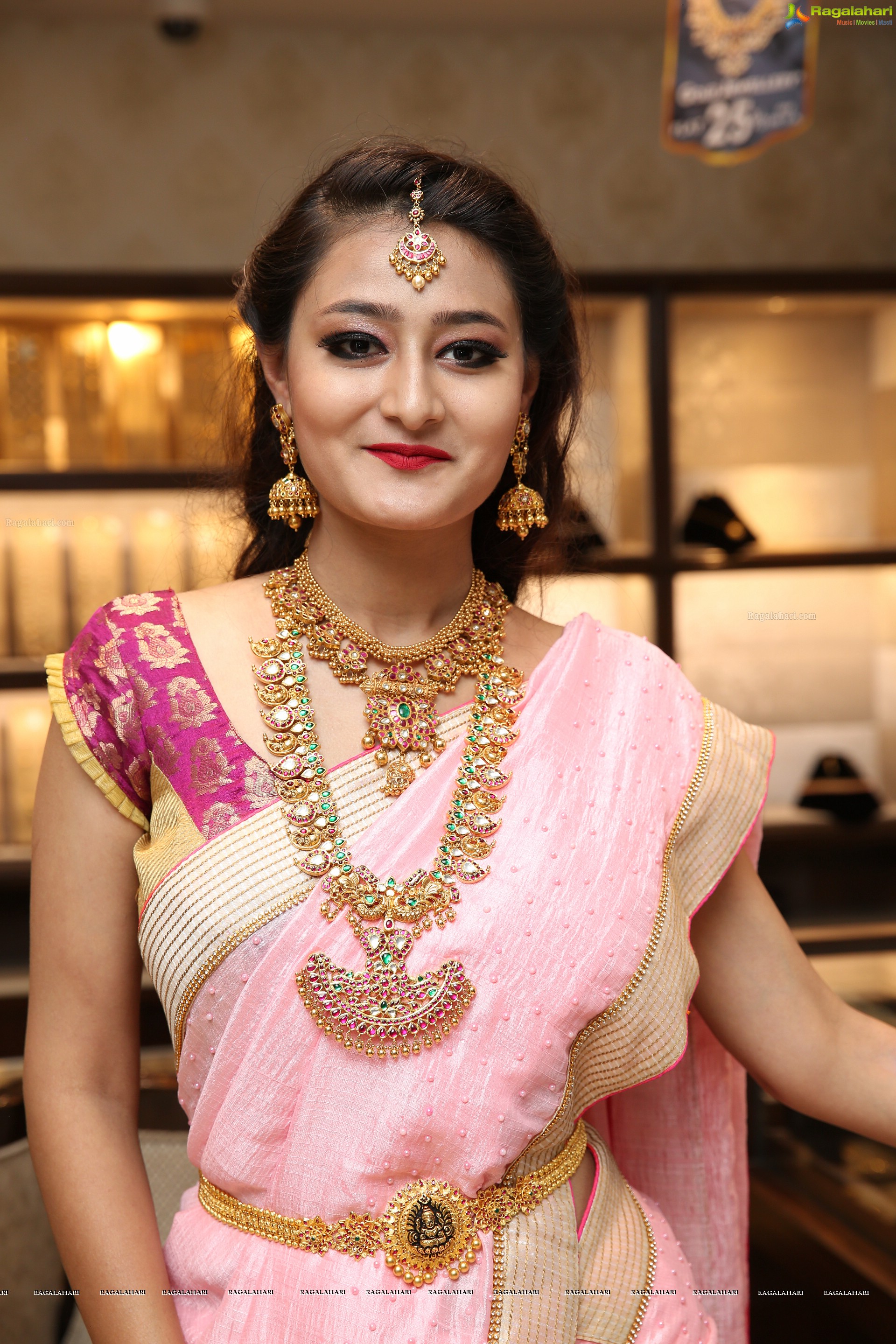 Nilofer Haidry at Manepally Jewellers Utsavi Collection Launch - HD Gallery