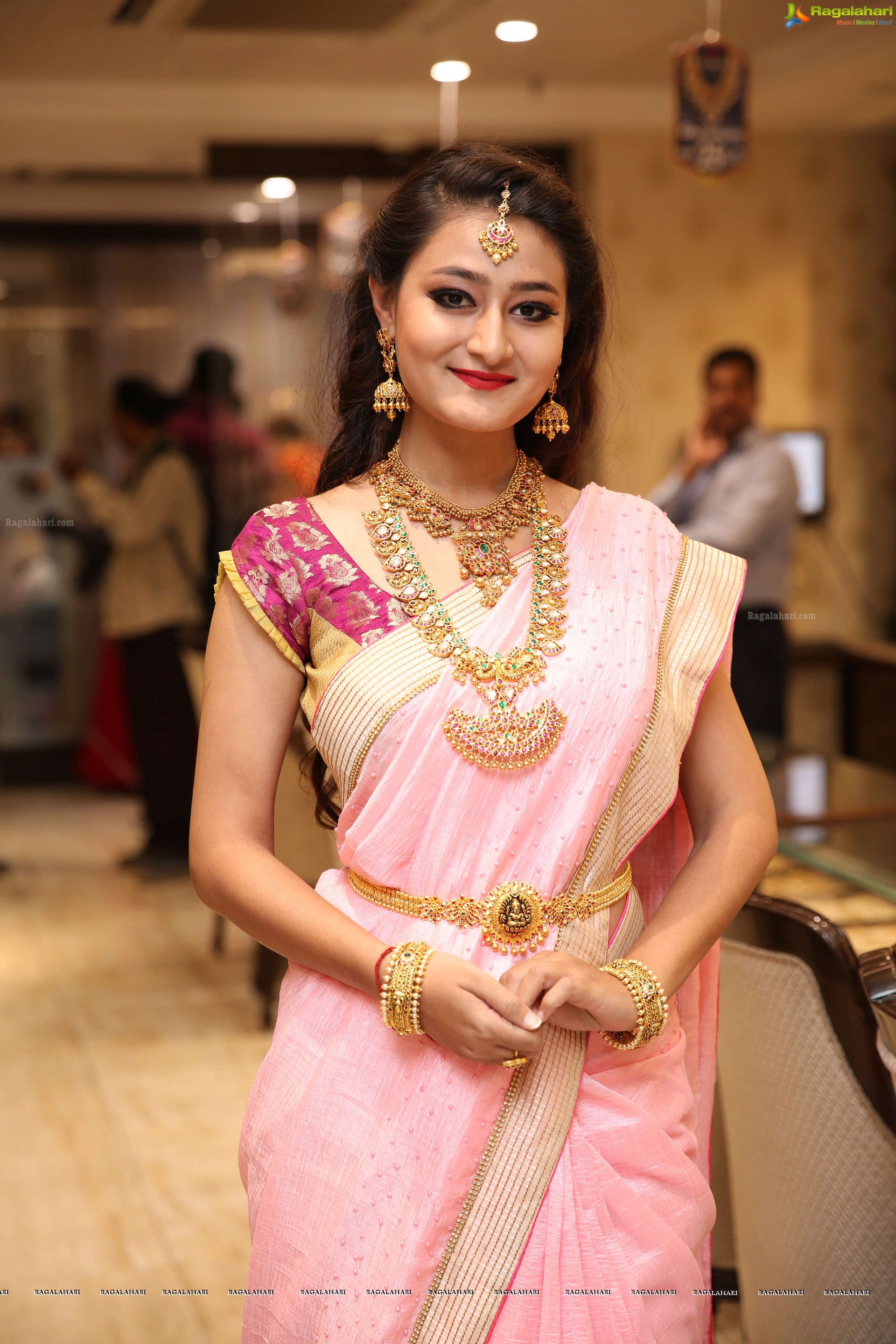 Nilofer Haidry at Manepally Jewellers Utsavi Collection Launch - HD Gallery