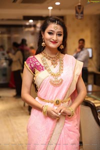 Nilofer Haidry Manepally Jewellers Utsavi Collection Launch