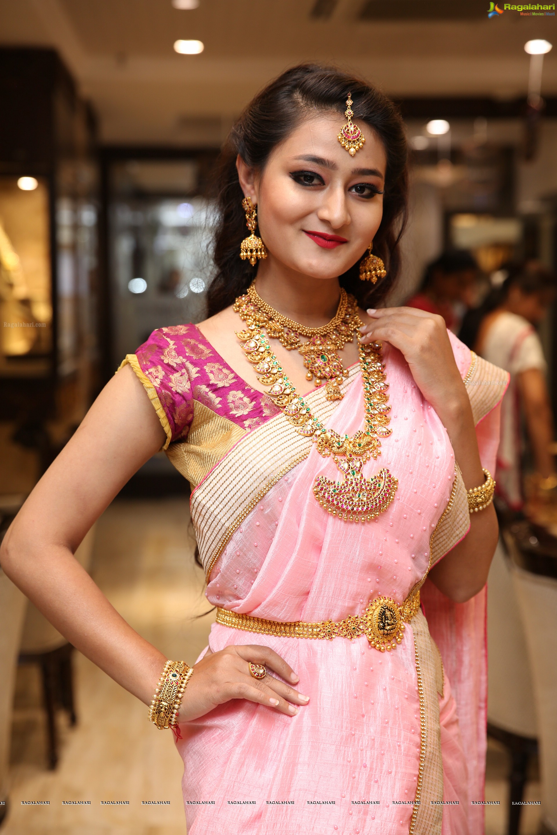 Nilofer Haidry at Manepally Jewellers Utsavi Collection Launch - HD Gallery