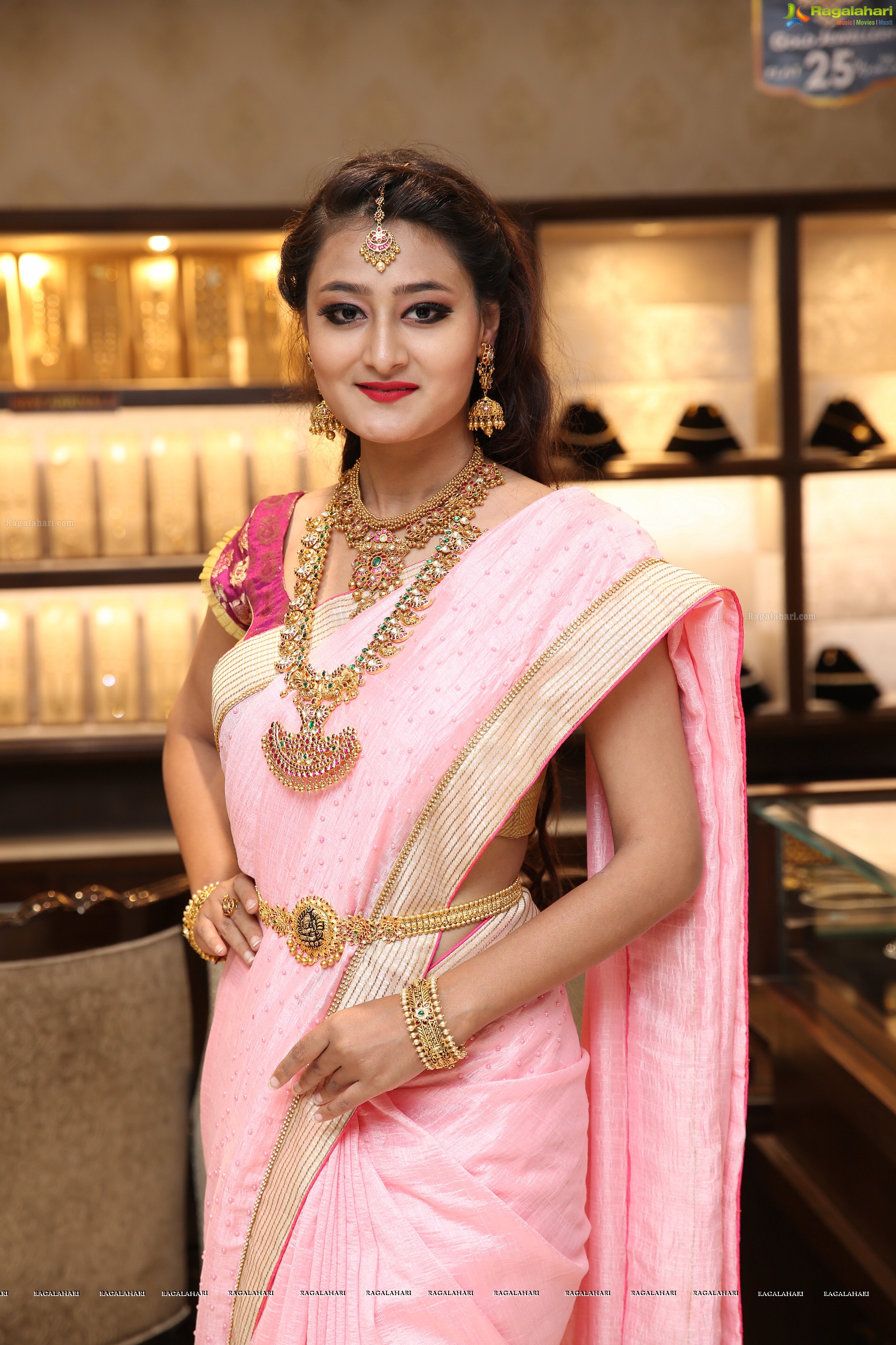 Nilofer Haidry at Manepally Jewellers Utsavi Collection Launch - HD Gallery