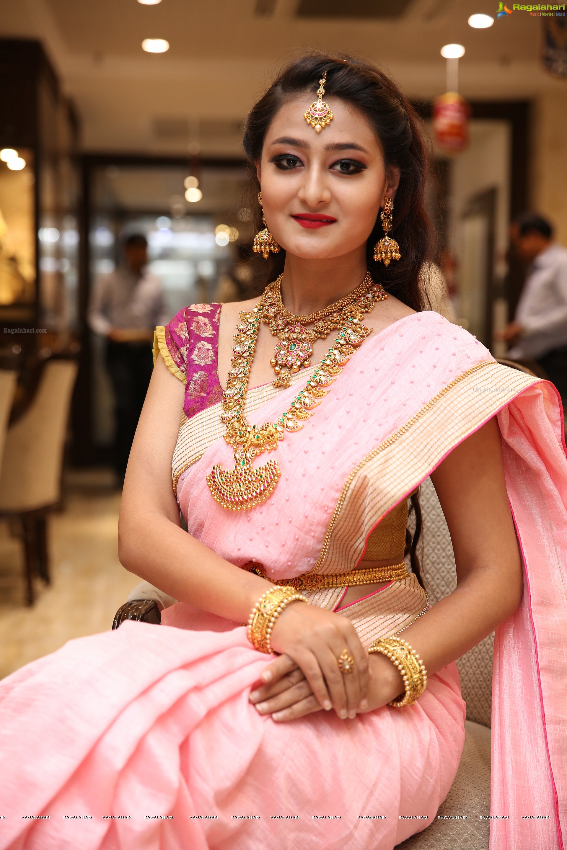 Nilofer Haidry at Manepally Jewellers Utsavi Collection Launch - HD Gallery