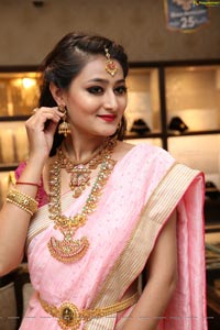 Nilofer Haidry Manepally Jewellers Utsavi Collection Launch