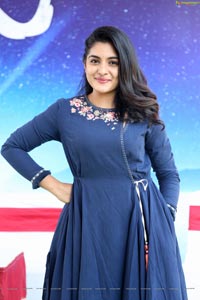 Nivetha Thomas