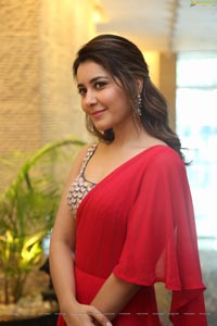 Raashi Khanna HD Photos