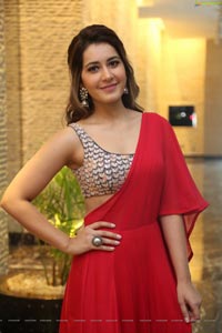 Raashi Khanna HD Photos