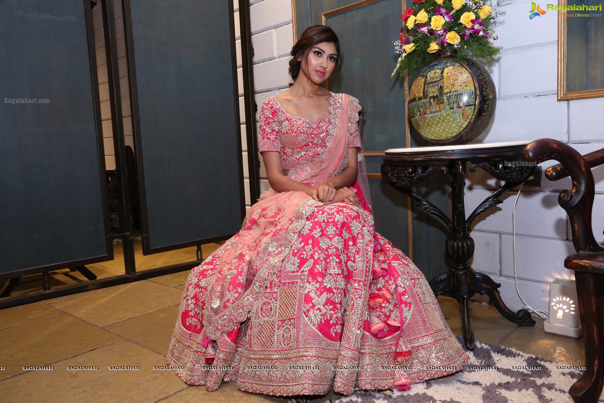 Rishitha Koruturu @ Saroj Jalan's Qurbat Collection Fashion Showcase - HD Gallery
