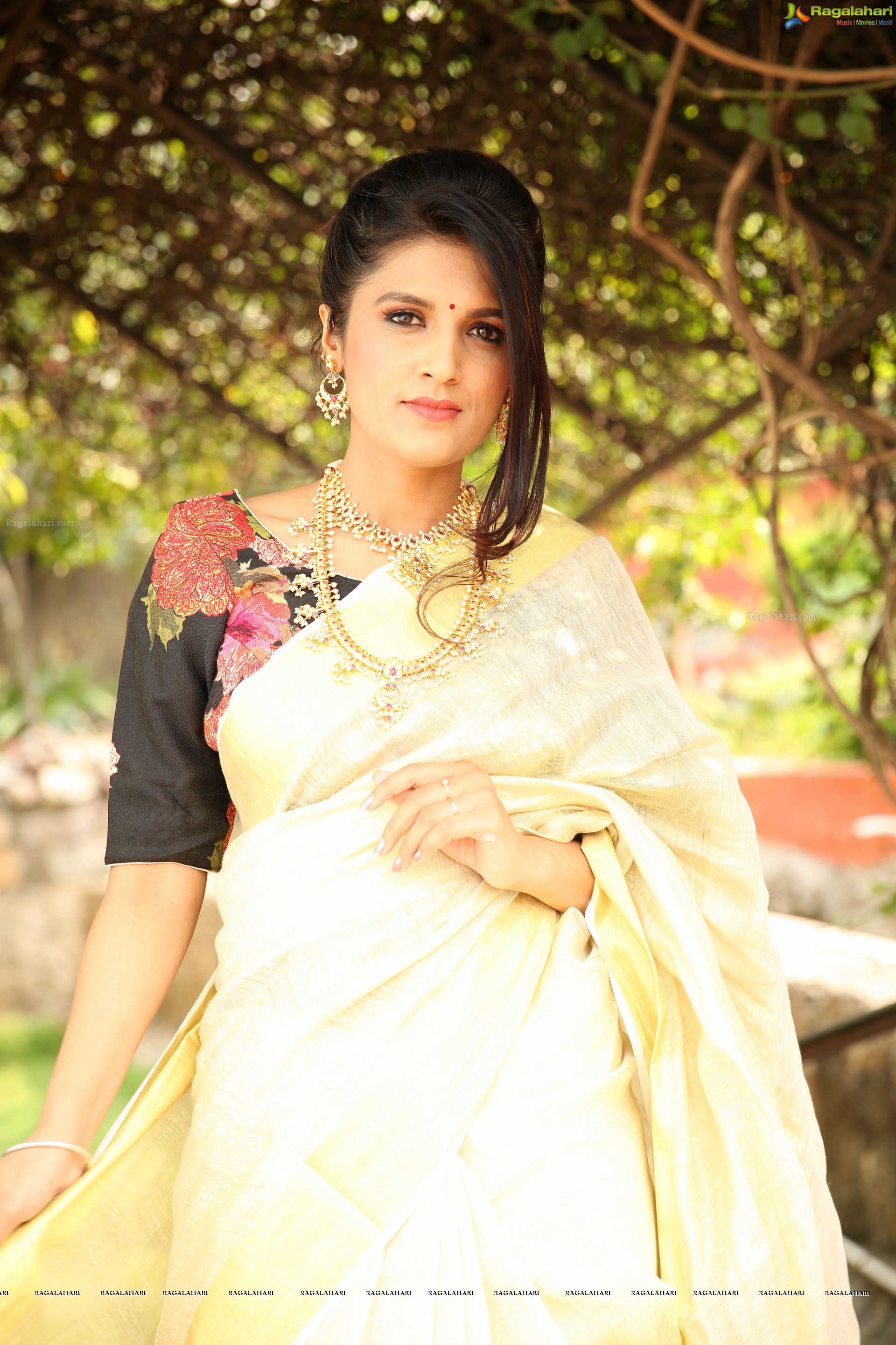 Ritu Biradar @ Silk & Cotton Expo 100th Exhibition Curtain Raiser - HD Gallery