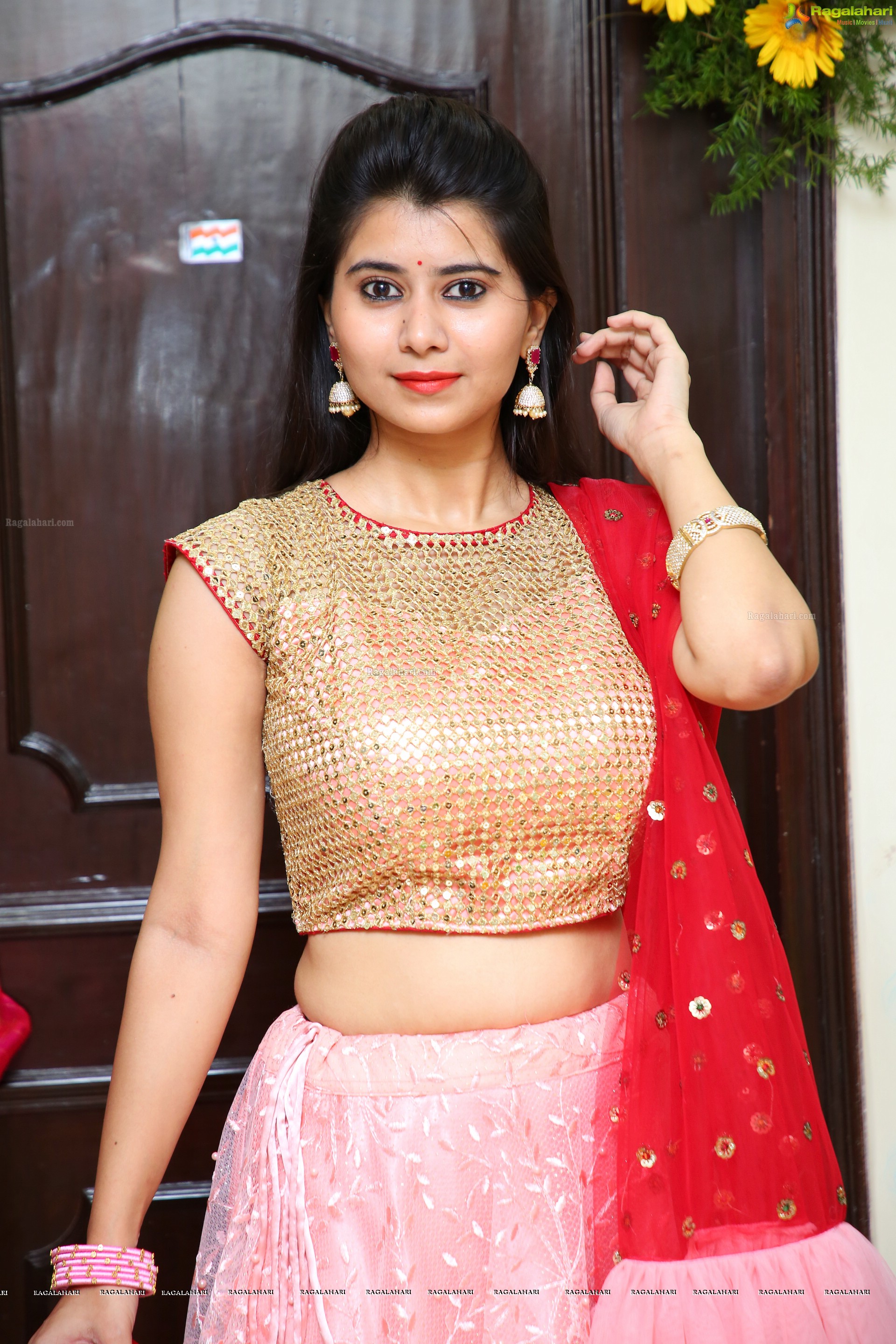 Shraddha Sharma @ Suneetha Designer Boutique Exhibition & Sale - HD Gallery