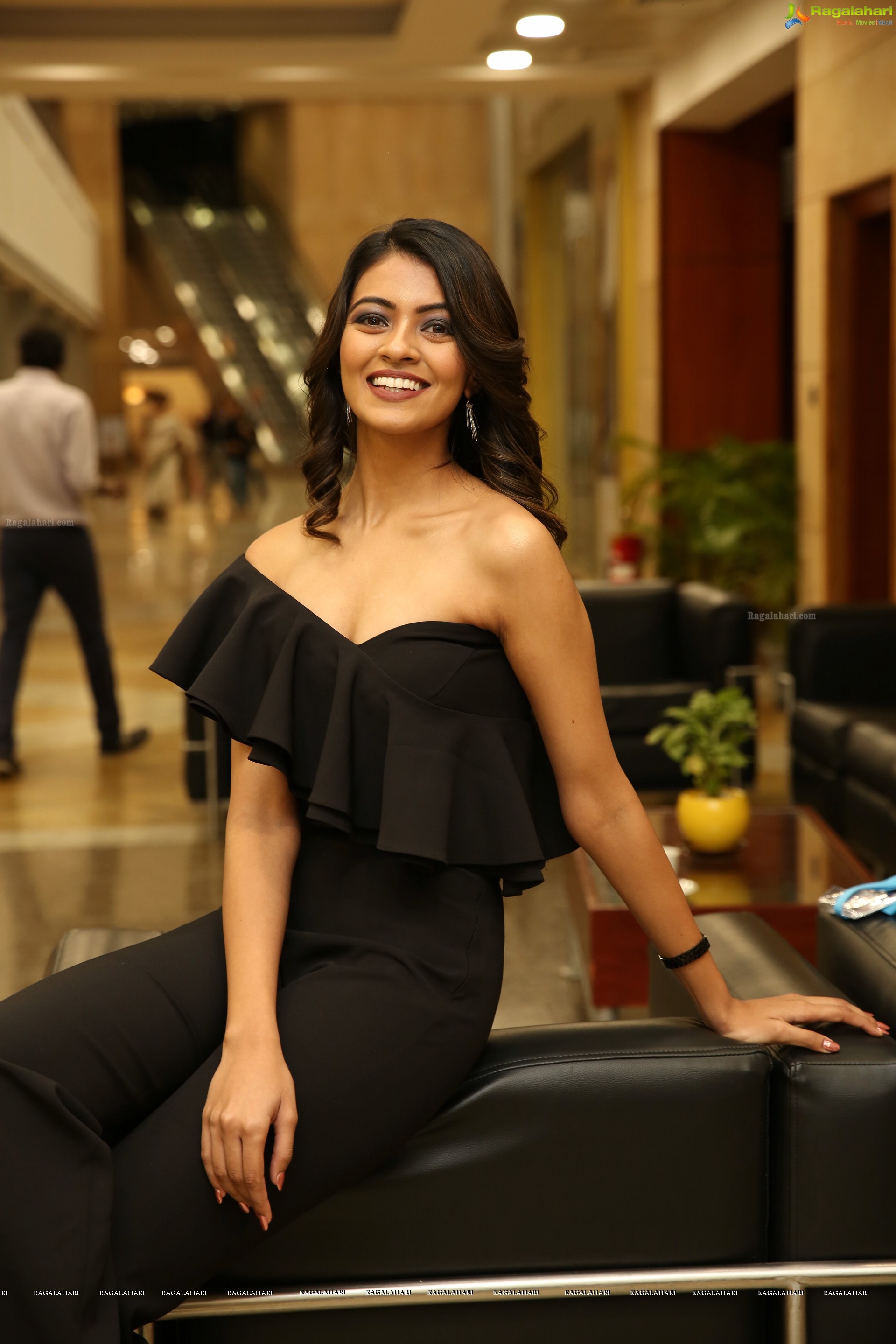 Shreya Rao @ Trends Miss Hyderabad 2018 Grand Finale - HD Gallery