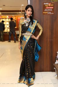 Veena Vemula @ Chandana Brothers Dasara Collection Launch