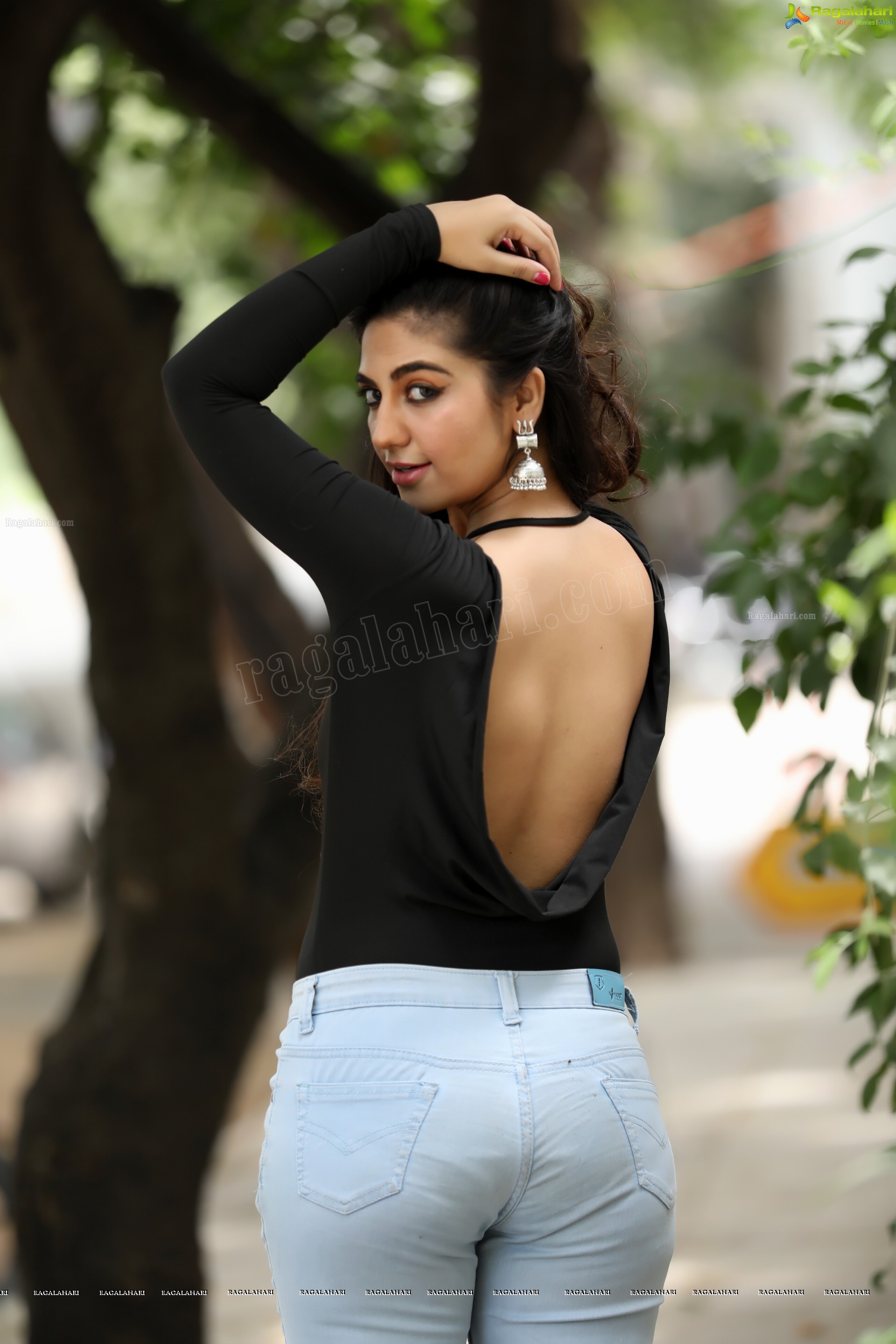 Harshita Panwar in Black Top and Blue Jeans, Exclusive Photo Shoot