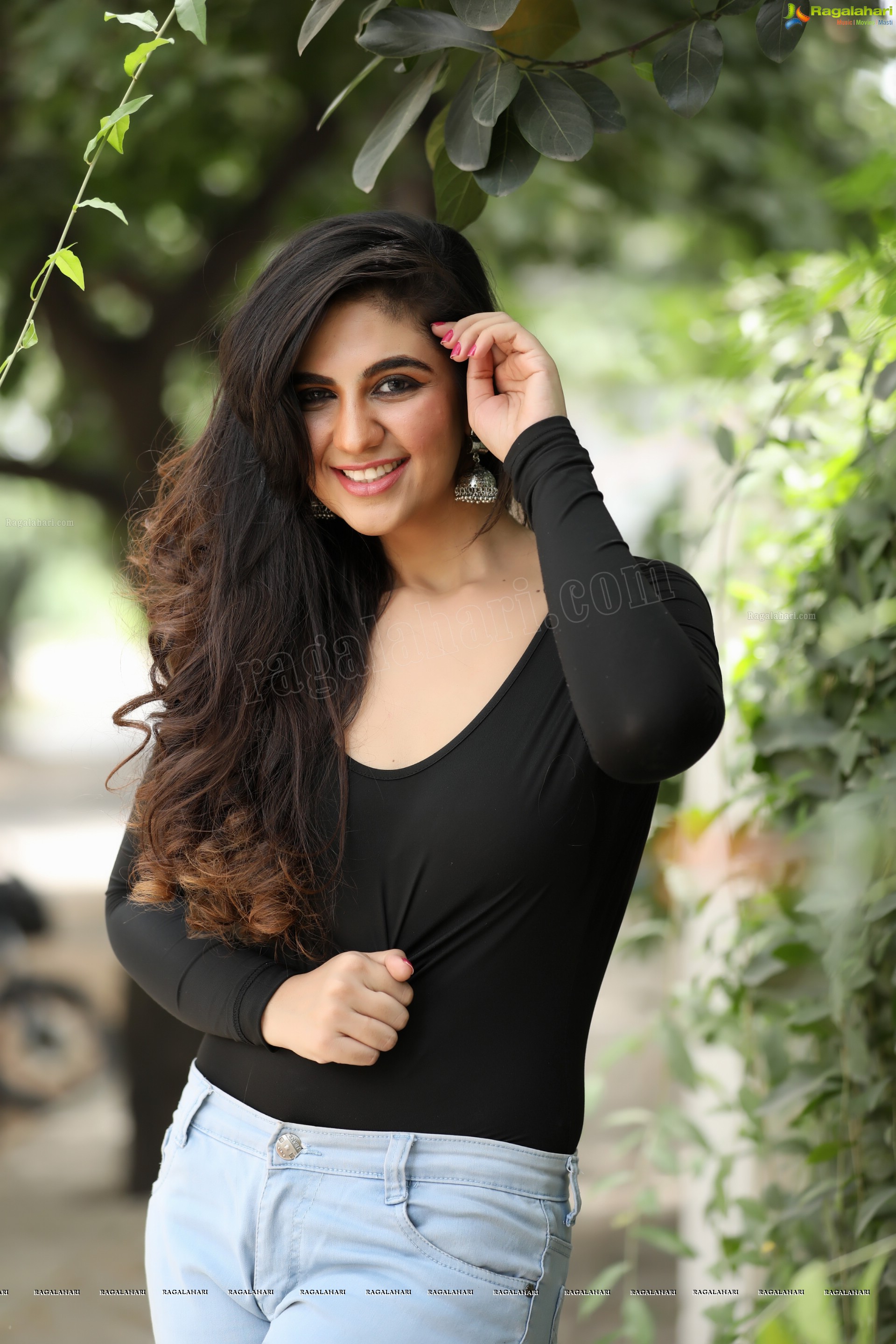 Harshita Panwar in Black Top and Blue Jeans, Exclusive Photo Shoot