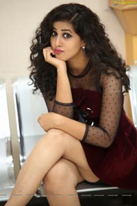 Pavani at Moodu Puvvulu Aaru Kayalu Audio Launch