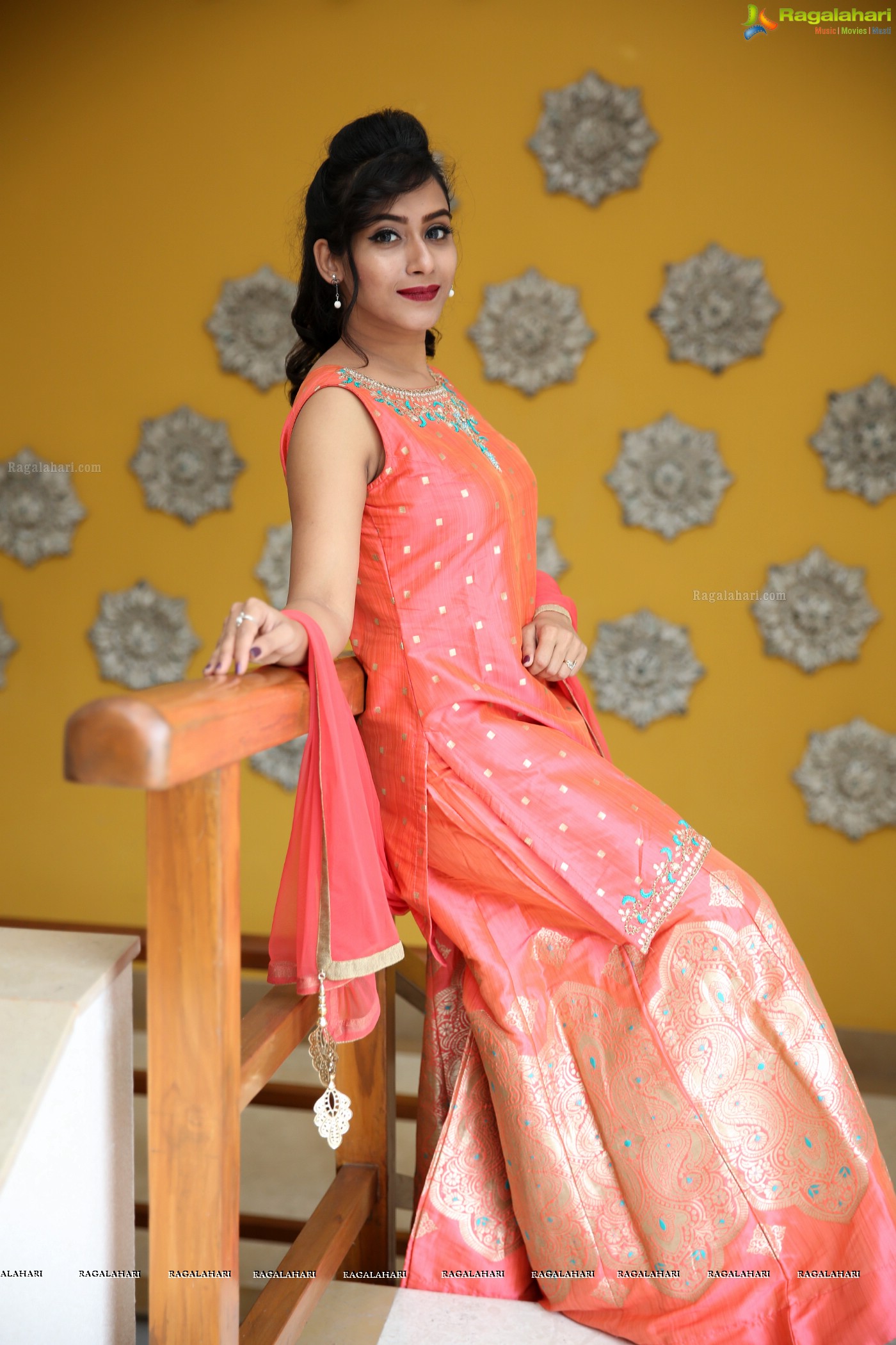 Preethi Singh (Posters) @ Sutraa Fashion & Lifestyle Expo Curtain Raiser