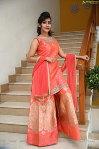Preethi Singh at Sutraa Logo Launch