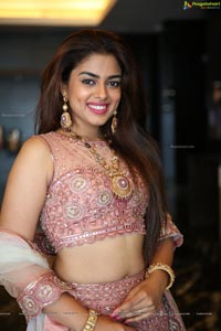 Siddhi Idnani at Diva Galleria Jewellery Showcase