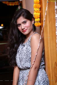 Taara Chowdary @ Kobbarillu Restaurant Launch