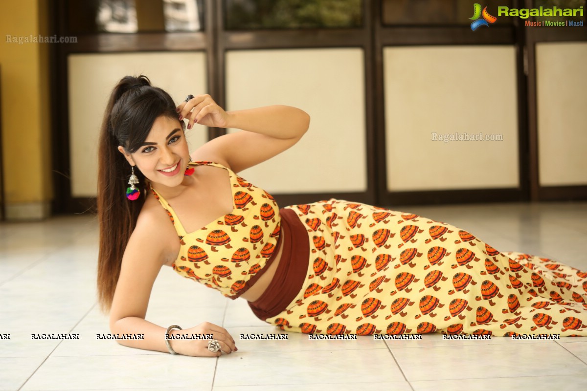 Harshitha Panwar in Yellow and Brown Printed Crop Top and Long Skirt, Photo Gallery