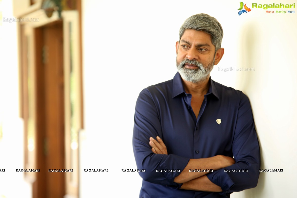 Jagapathi Babu @ Aravinda Sametha Interview