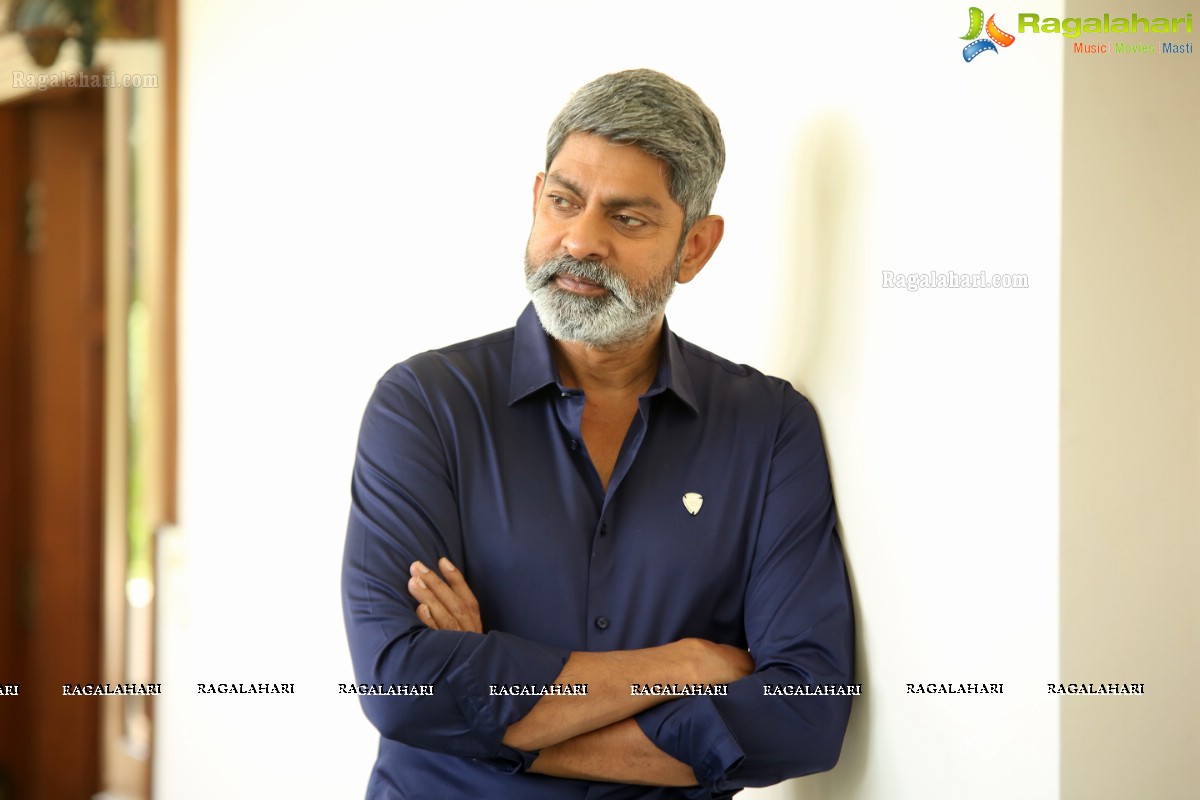 Jagapathi Babu @ Aravinda Sametha Interview