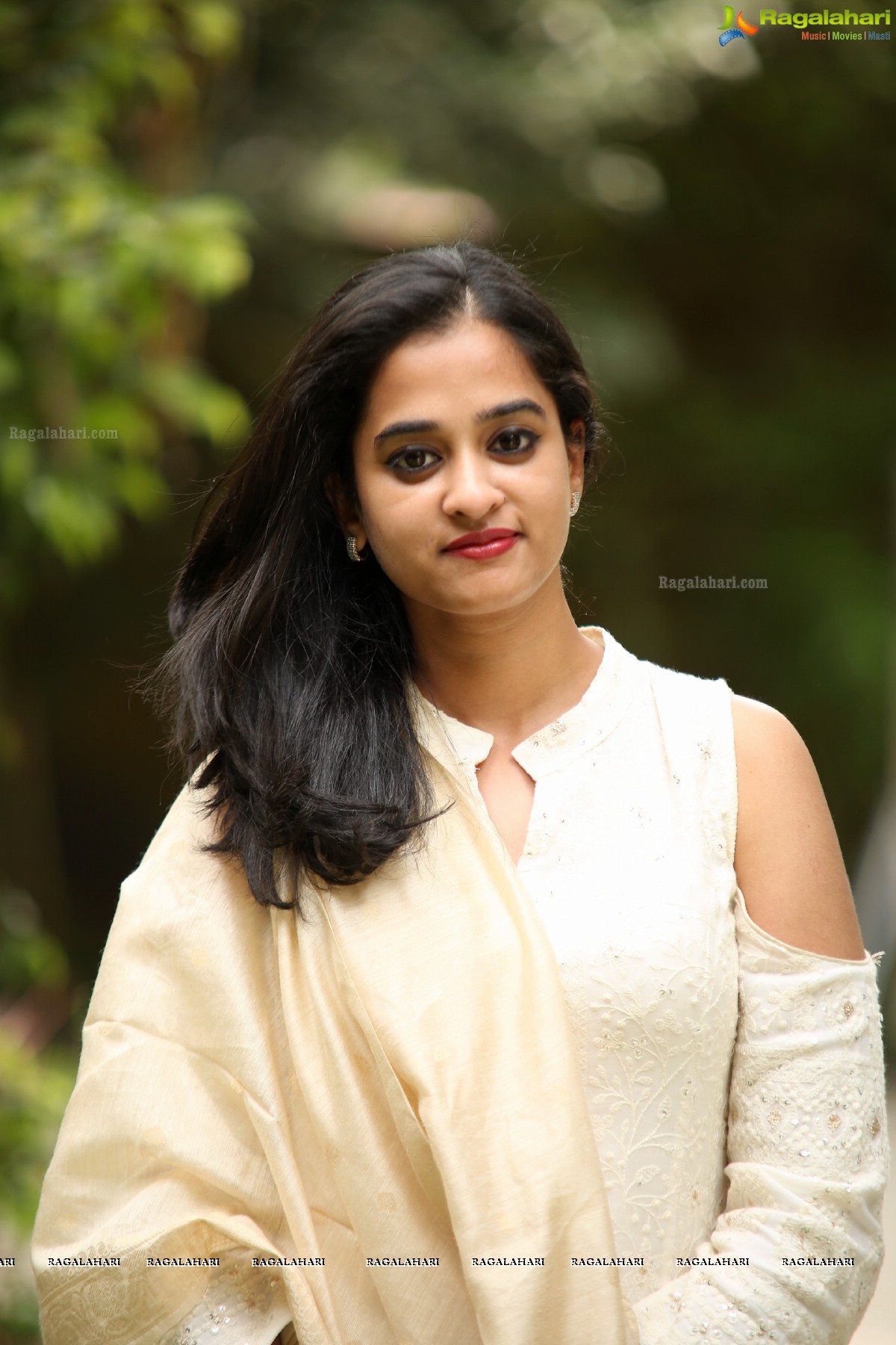 Nanditha Raj @ Viswamitra Teaser Launch