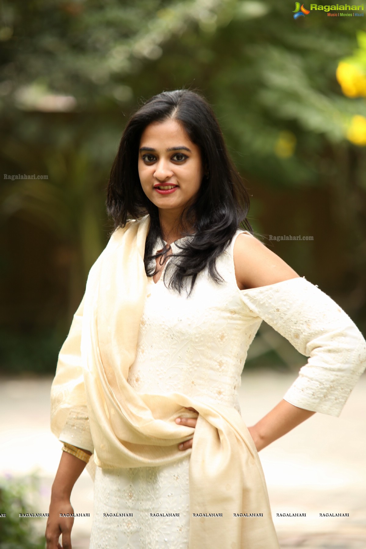 Nanditha Raj @ Viswamitra Teaser Launch