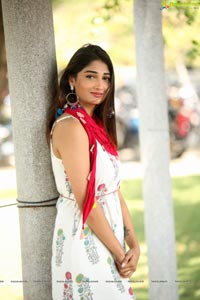 Telugu heroine Priya Vadlamani