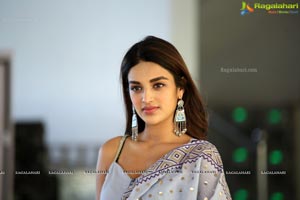 Nidhhi Agerwal