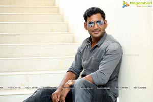 Vishal at Pandem Kodi 2 Interview