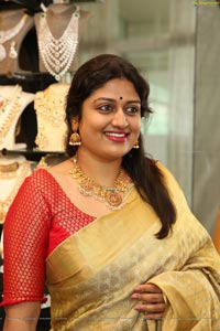 Ashrita Vemuganti