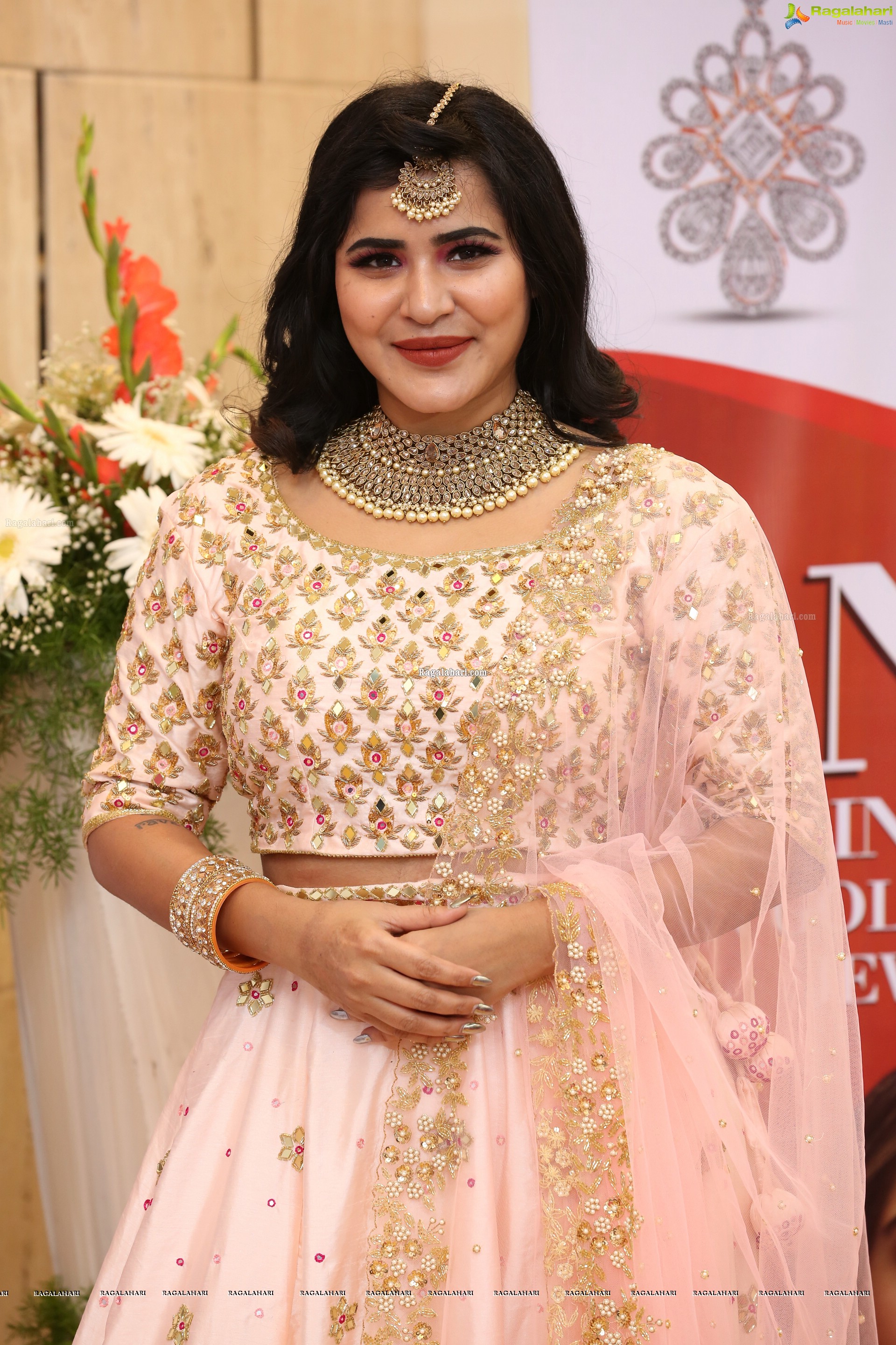 Ashu Reddy @ TBZ - The Original Festive Collection Launch - HD Gallery