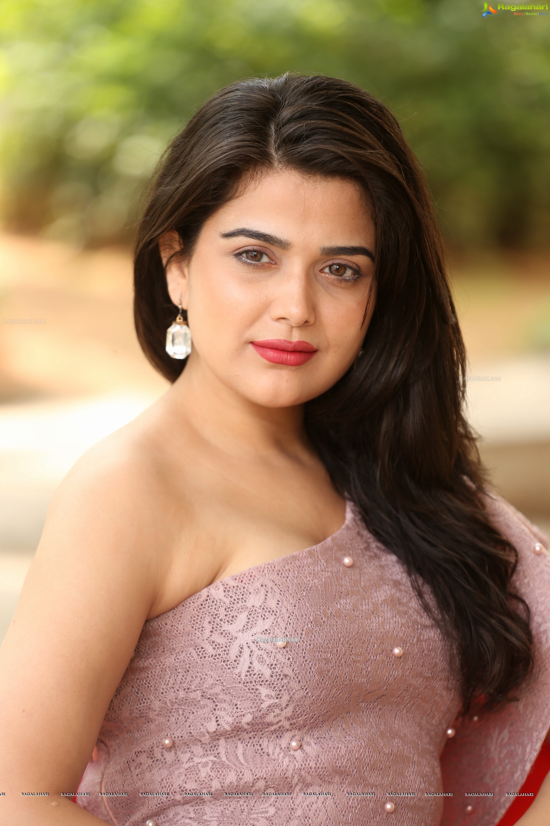 Ayesha Singh @ Yedu Chepala Katha Press Meet - HD Gallery