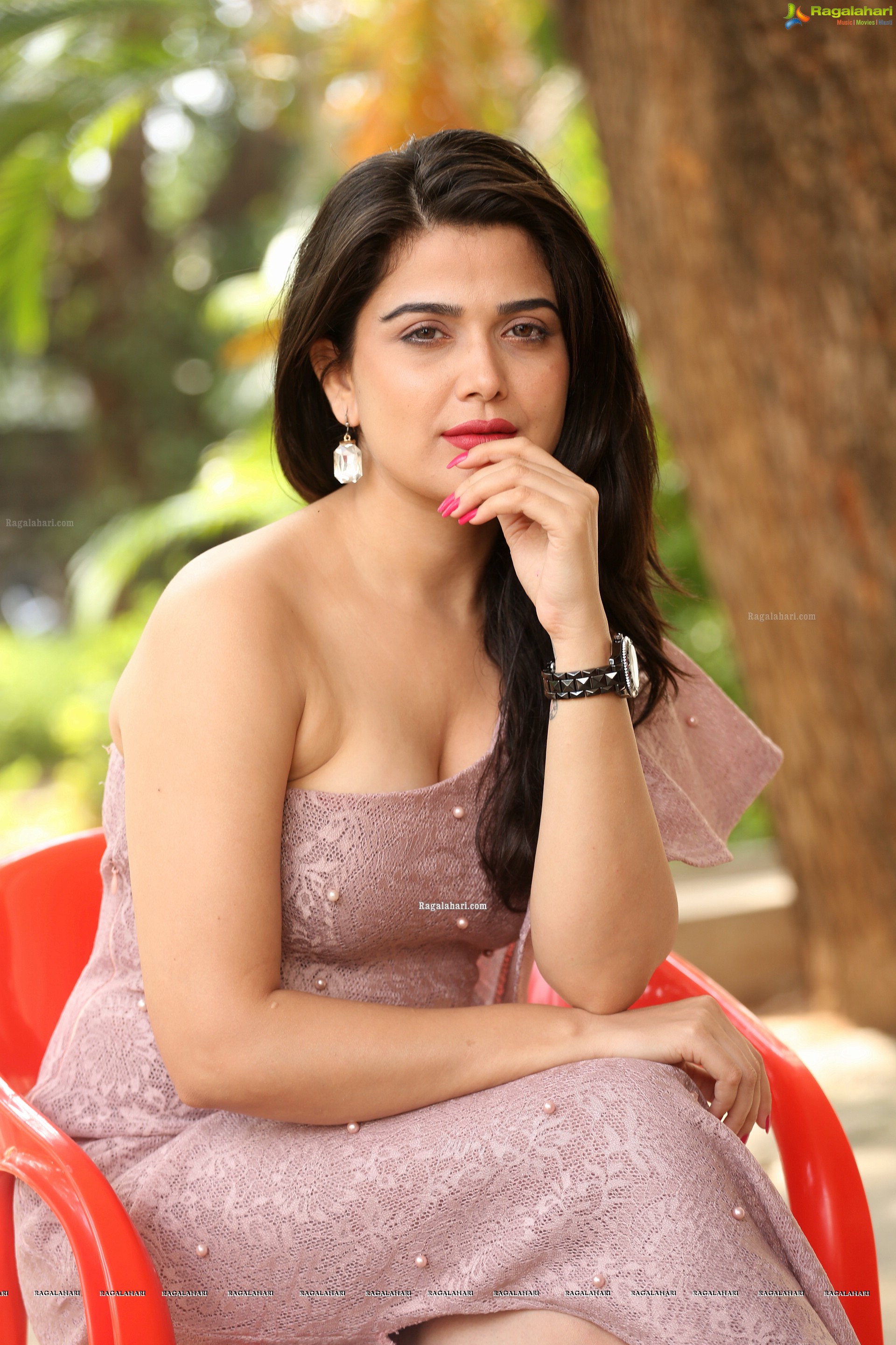 Ayesha Singh @ Yedu Chepala Katha Press Meet - HD Gallery