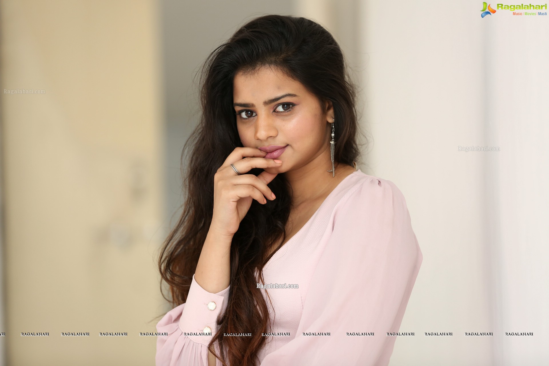 Heroshini Komali High Definition Photos