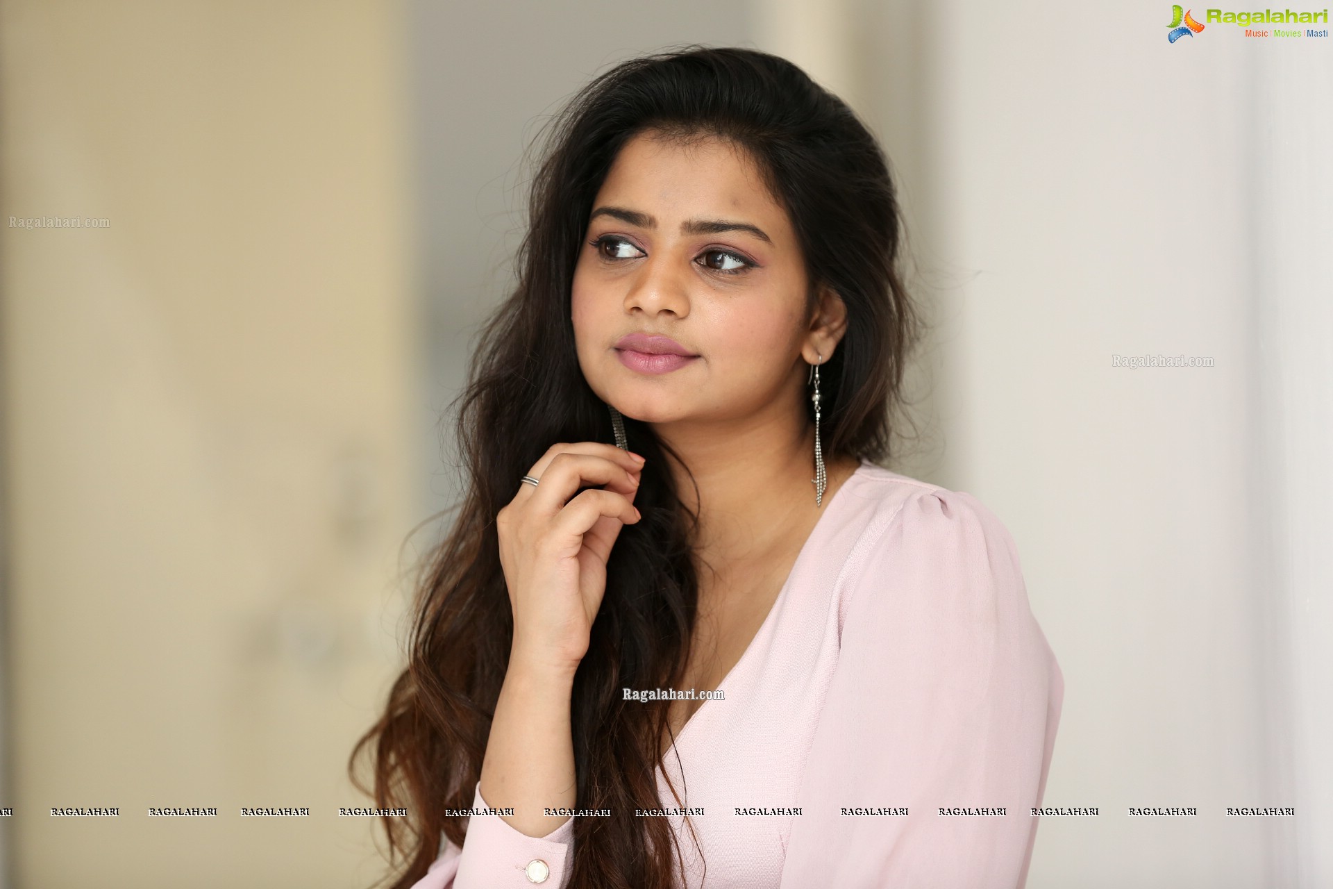 Heroshini Komali High Definition Photos