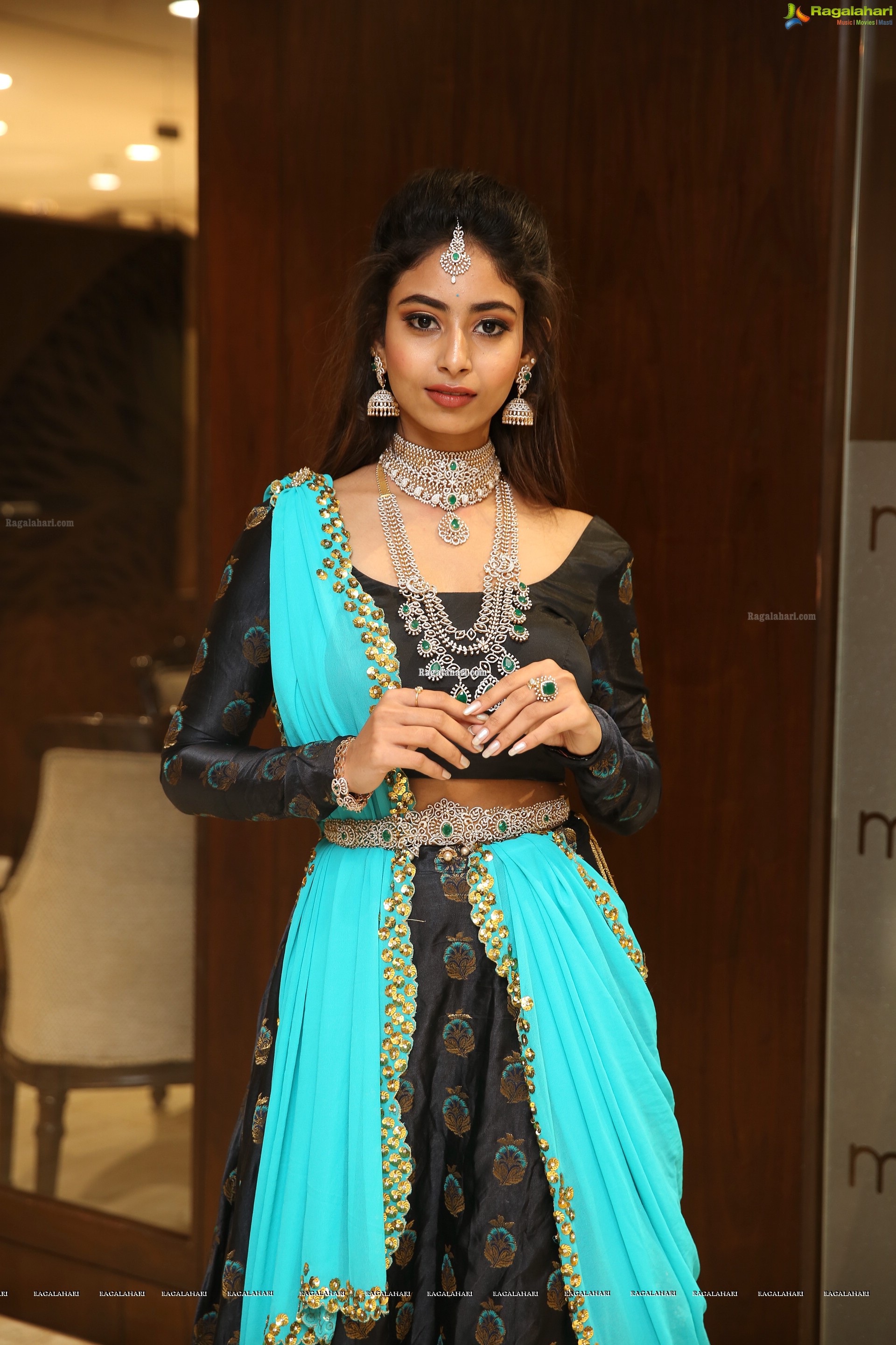 Honey Choudary @ Manepally Jewellers Special Diwali Collection Launch - HD Gallery