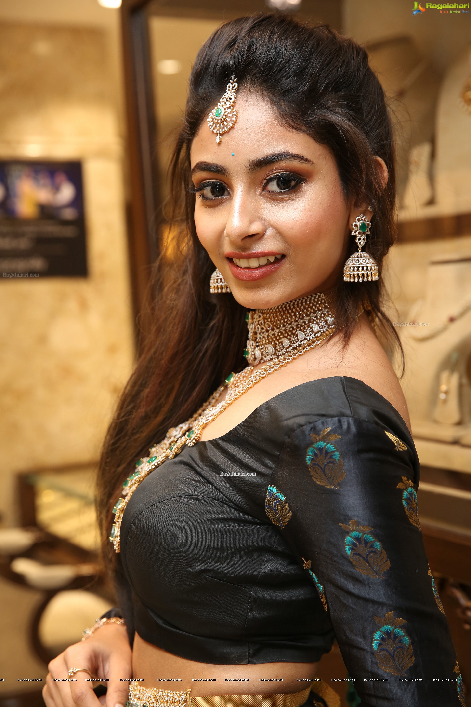 Honey Choudary @ Manepally Jewellers Special Diwali Collection Launch - HD Gallery