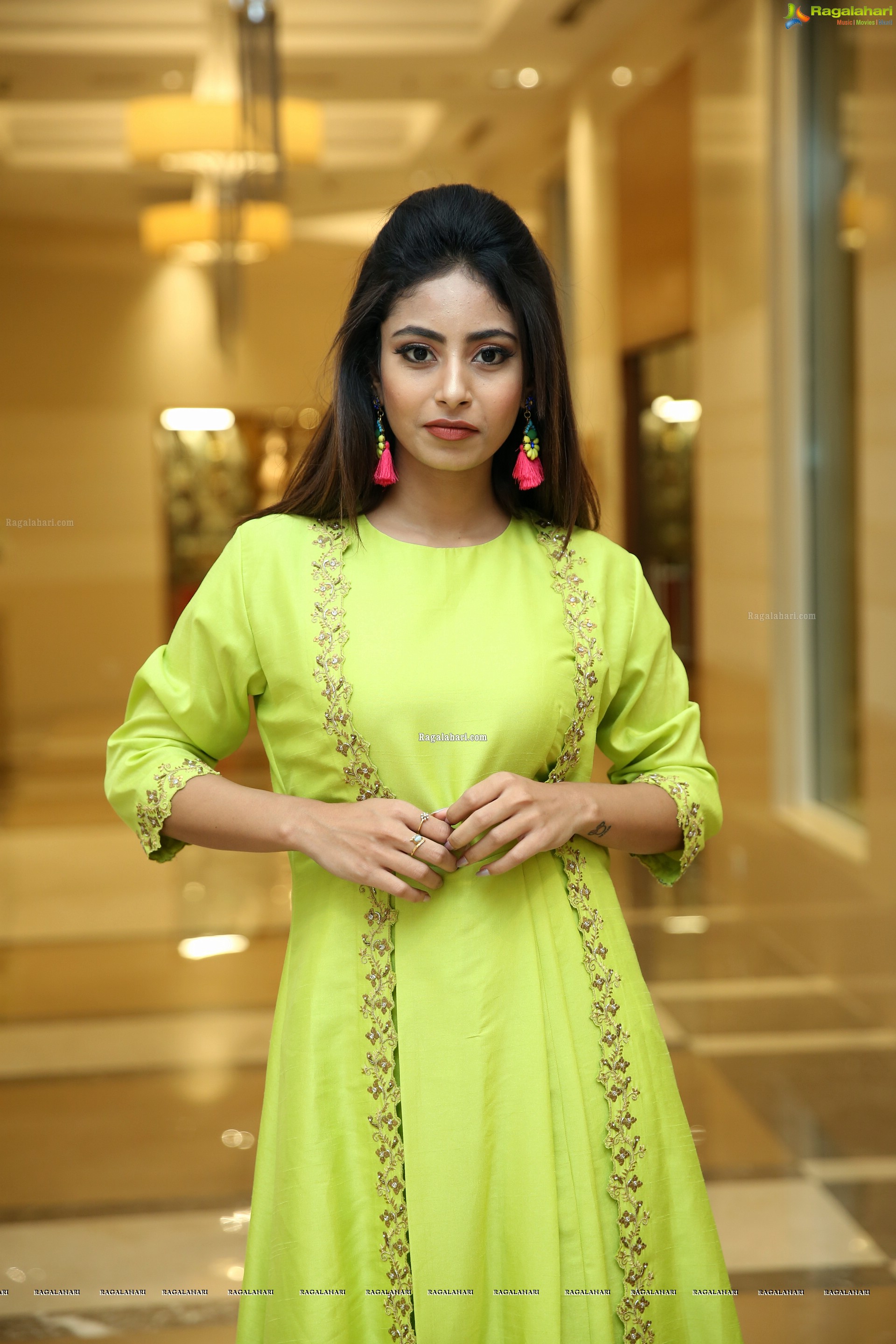 Honey Chowdary @ Sutraa Grand Curtain Raiser & Fashion Showcase - HD Gallery