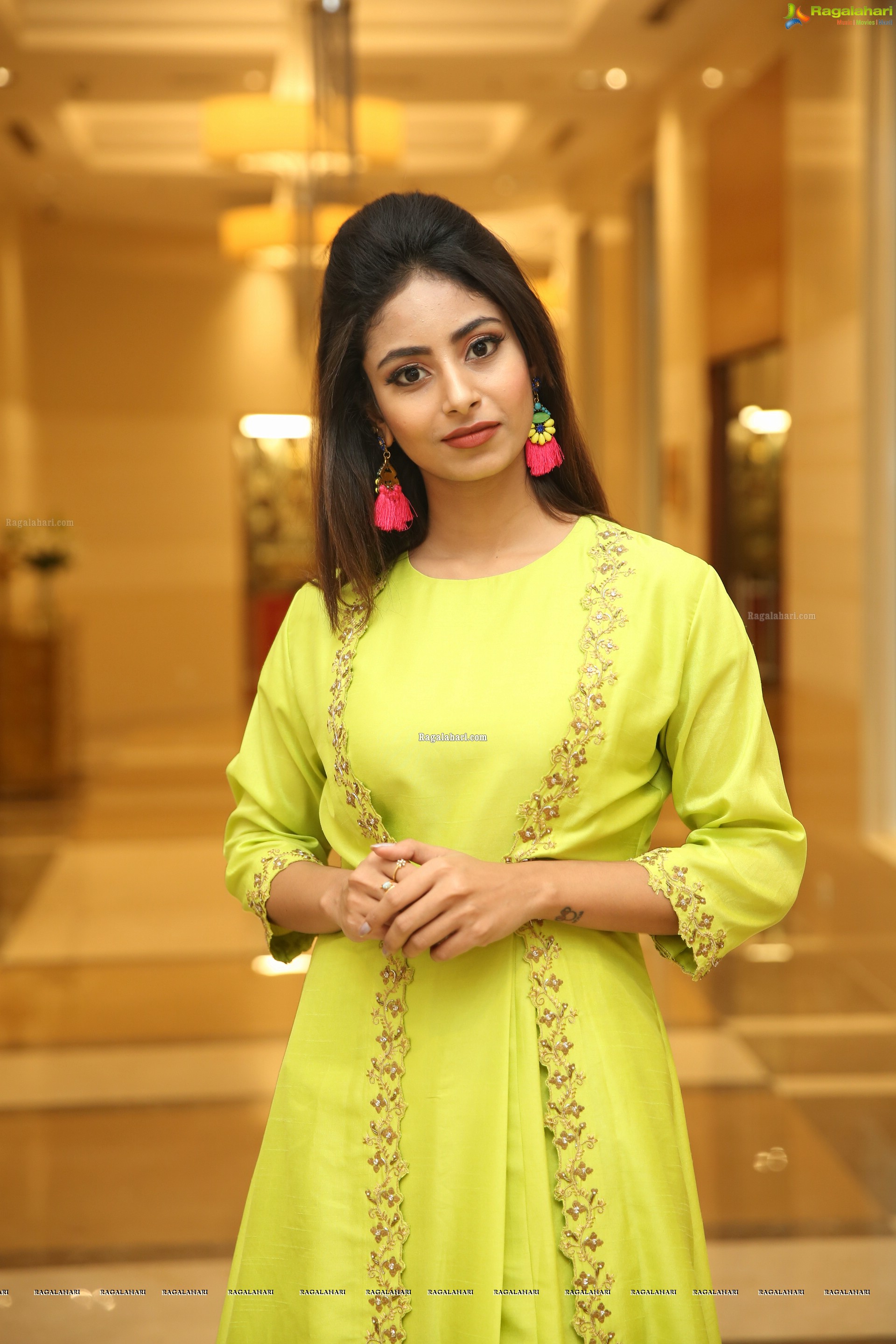 Honey Chowdary @ Sutraa Grand Curtain Raiser & Fashion Showcase - HD Gallery