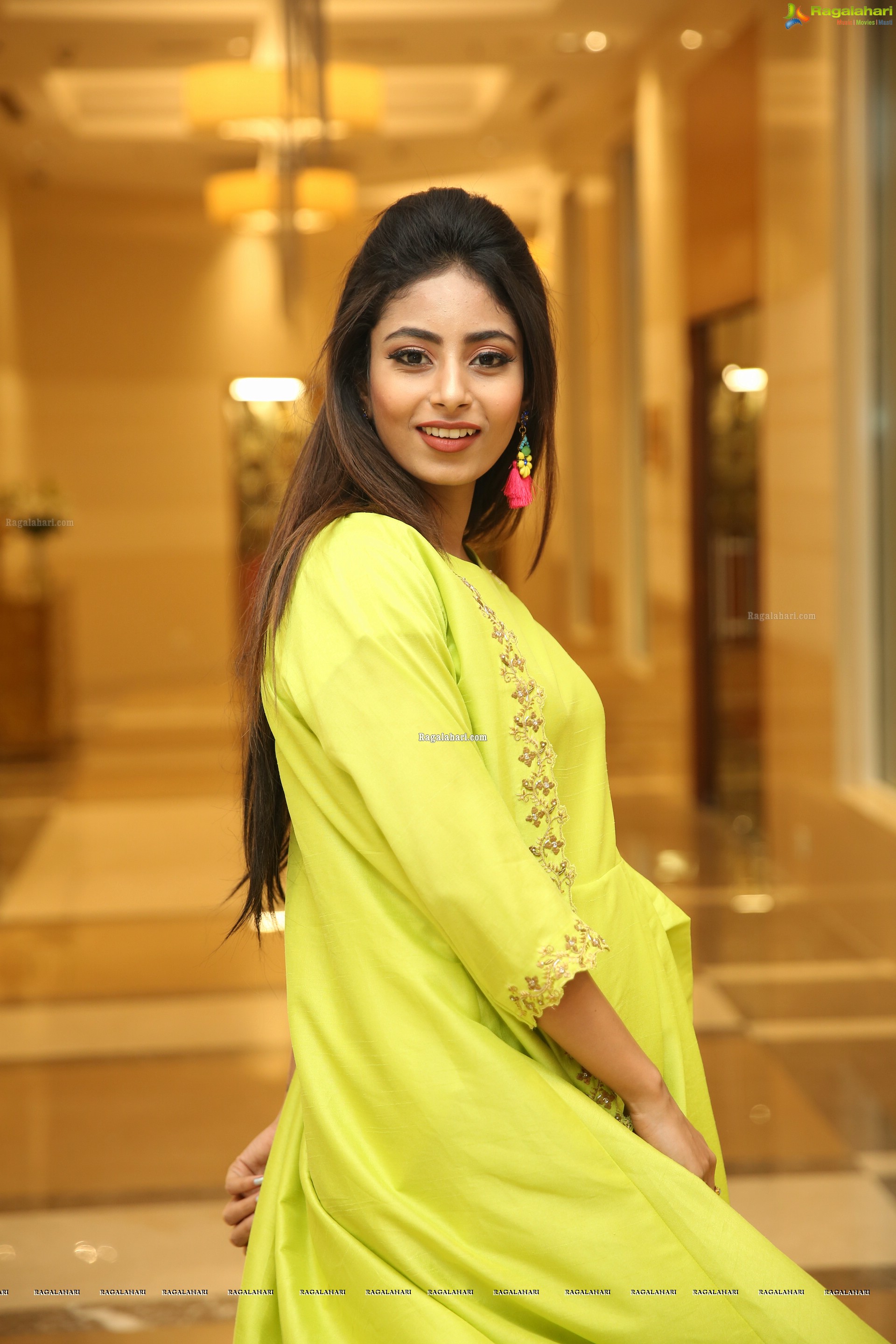 Honey Chowdary @ Sutraa Grand Curtain Raiser & Fashion Showcase - HD Gallery