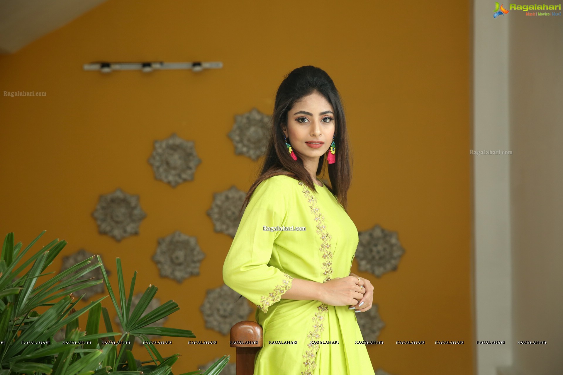 Honey Chowdary @ Sutraa Grand Curtain Raiser & Fashion Showcase - HD Gallery