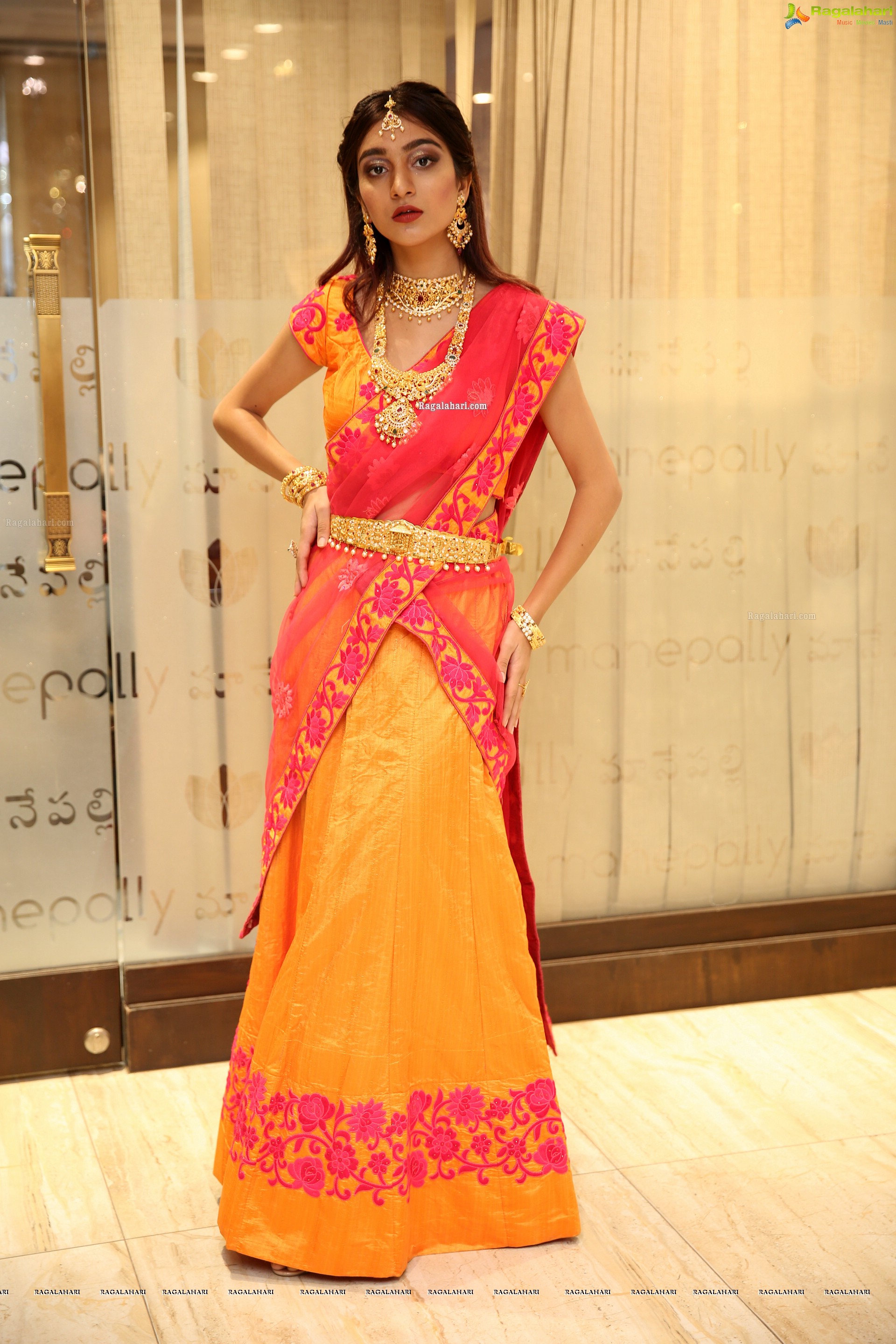 Insha Iqbal @ Manepally Jewellers Special Diwali Collection Launch - HD Gallery