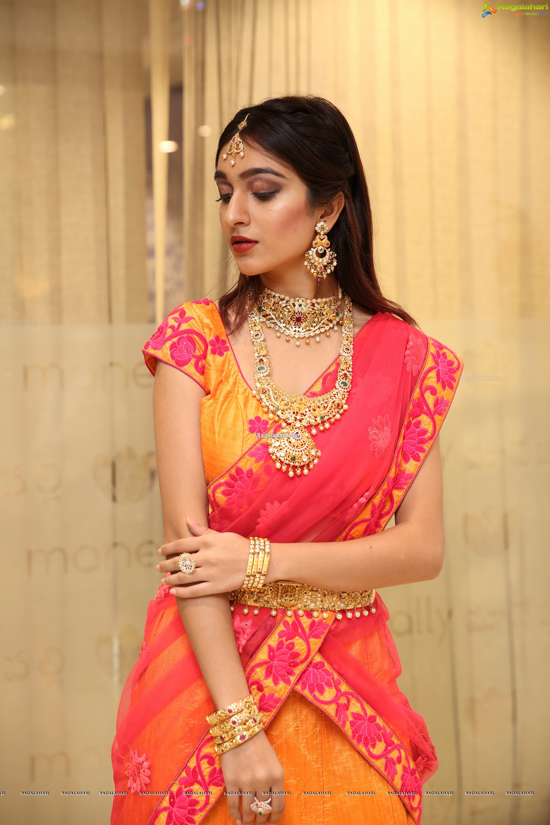 Insha Iqbal @ Manepally Jewellers Special Diwali Collection Launch - HD Gallery