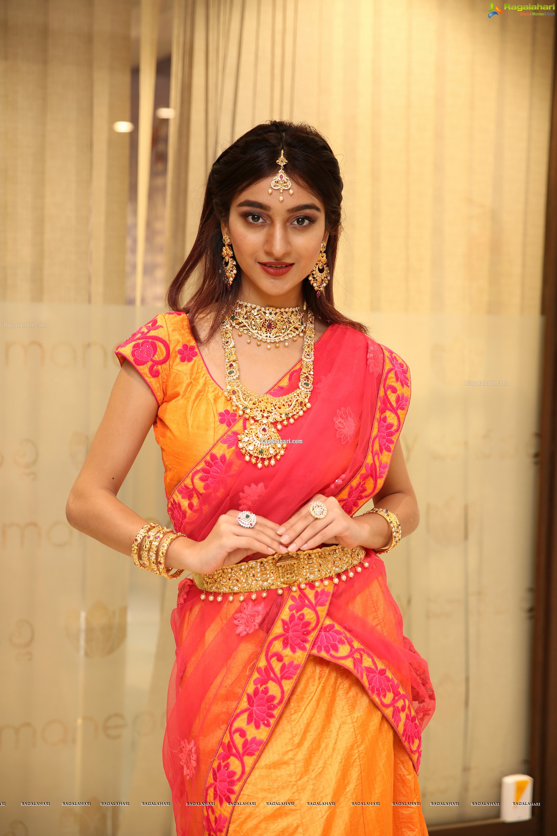 Insha Iqbal @ Manepally Jewellers Special Diwali Collection Launch - HD Gallery