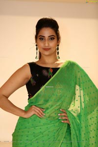 Manjusha at Evvarikee Cheppoddu Pre-Release Event