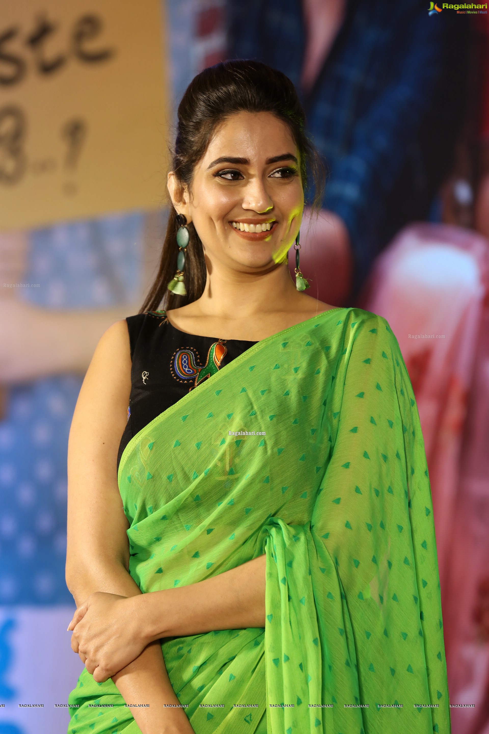 Manjusha @ Evvarikee Cheppoddu Pre-Release Event - HD Gallery