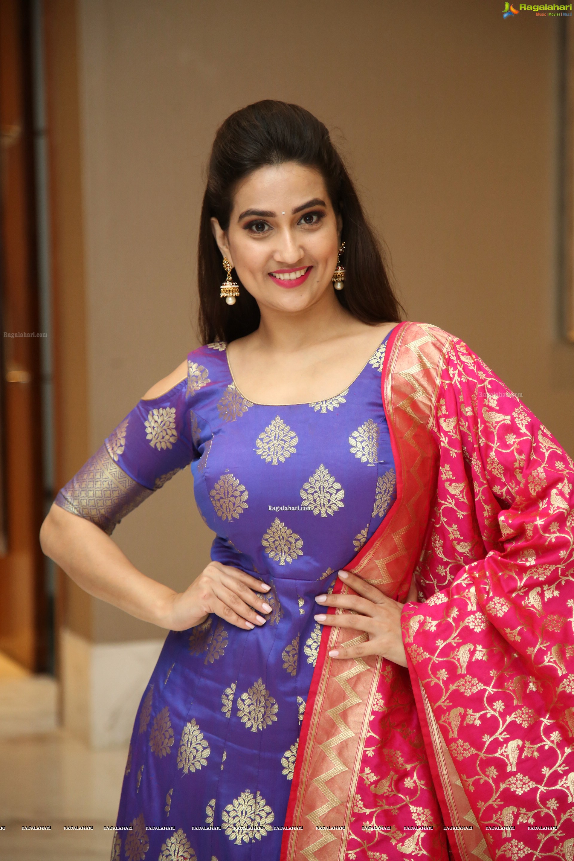 Manjusha @ Sye Raa Narasimha Reddy Success Meet - HD Gallery