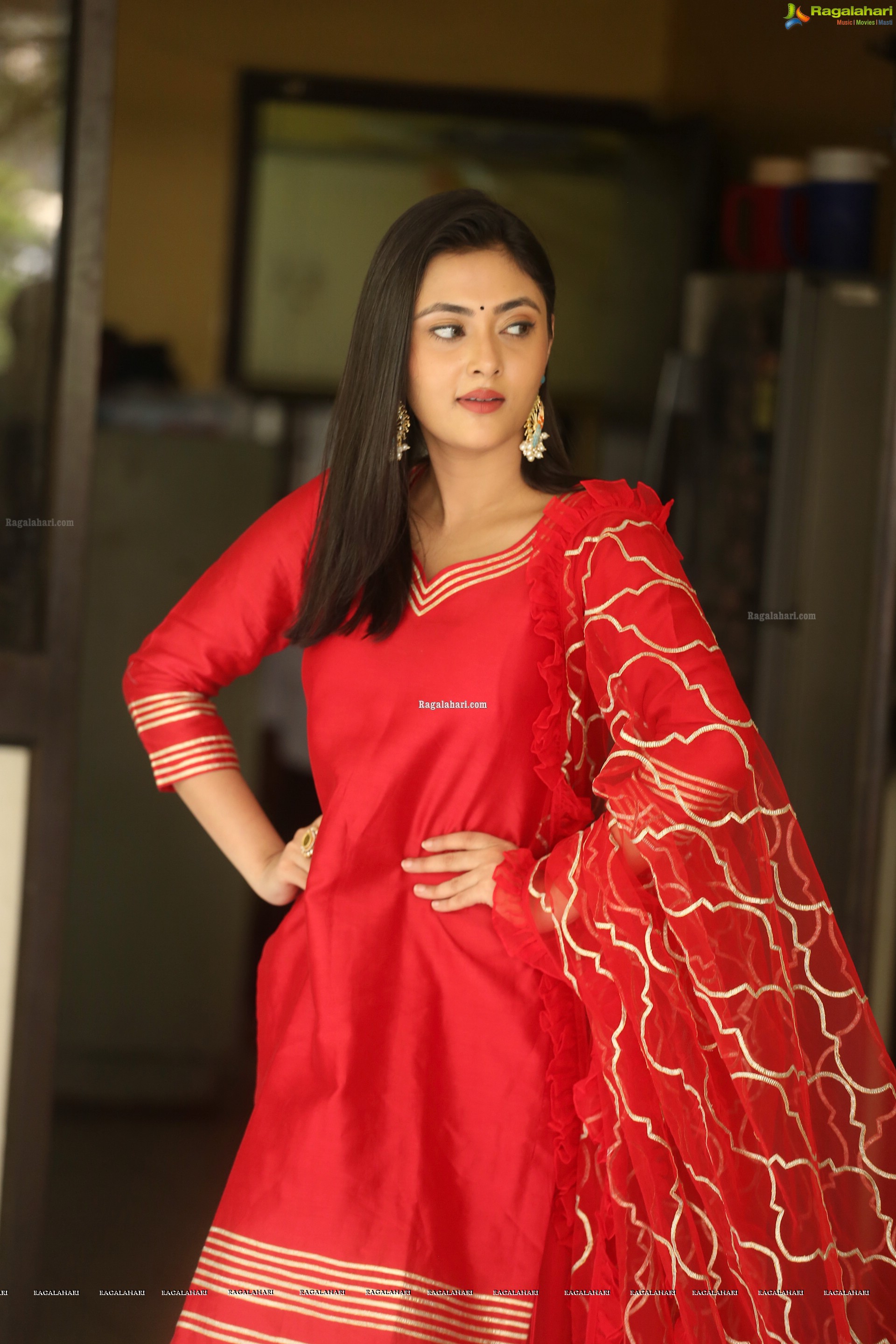 Megha Chowdhury @ Oorantha Anukuntunnaru Interview - HD Gallery