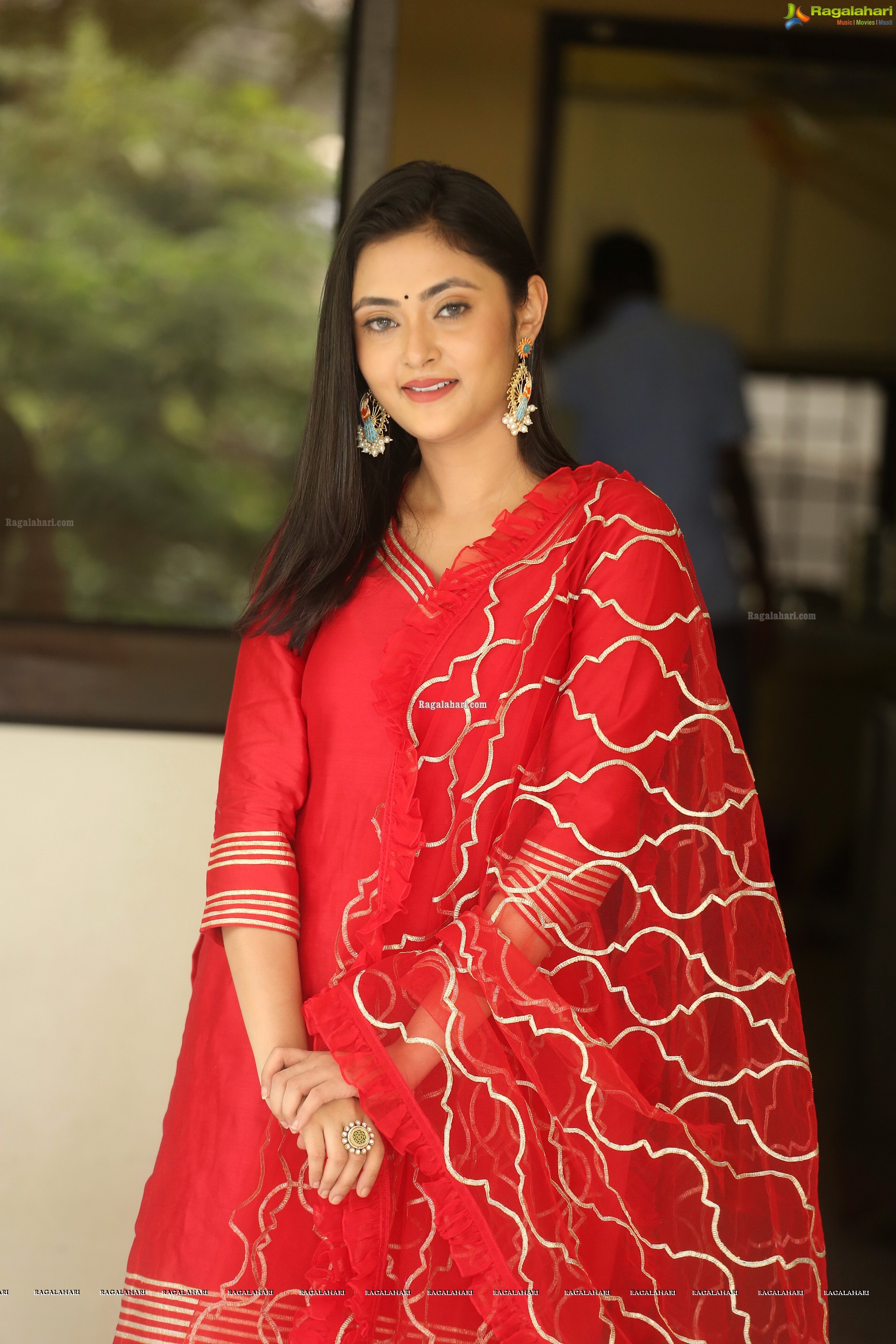 Megha Chowdhury @ Oorantha Anukuntunnaru Interview - HD Gallery